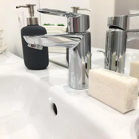 Lockia Appart-hotels Automatiques - Centre 2*
